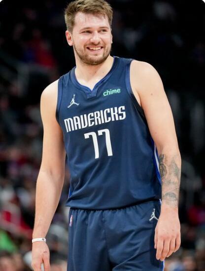 家庭因素的 家庭因素的