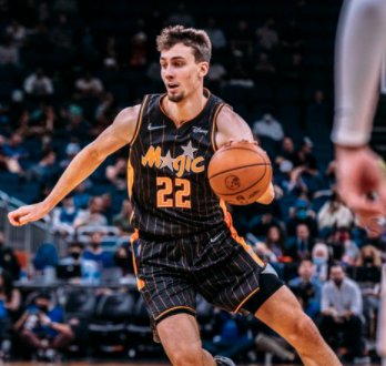 股的态度 股的态度