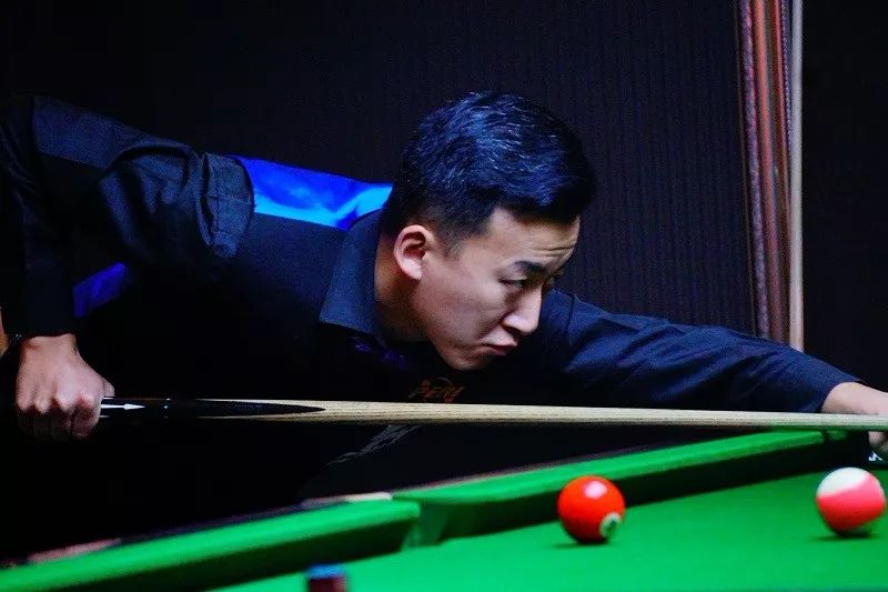 一时间触球 一时间触球