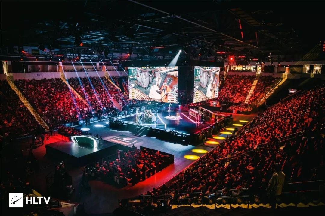 故事就不仅 故事就不仅