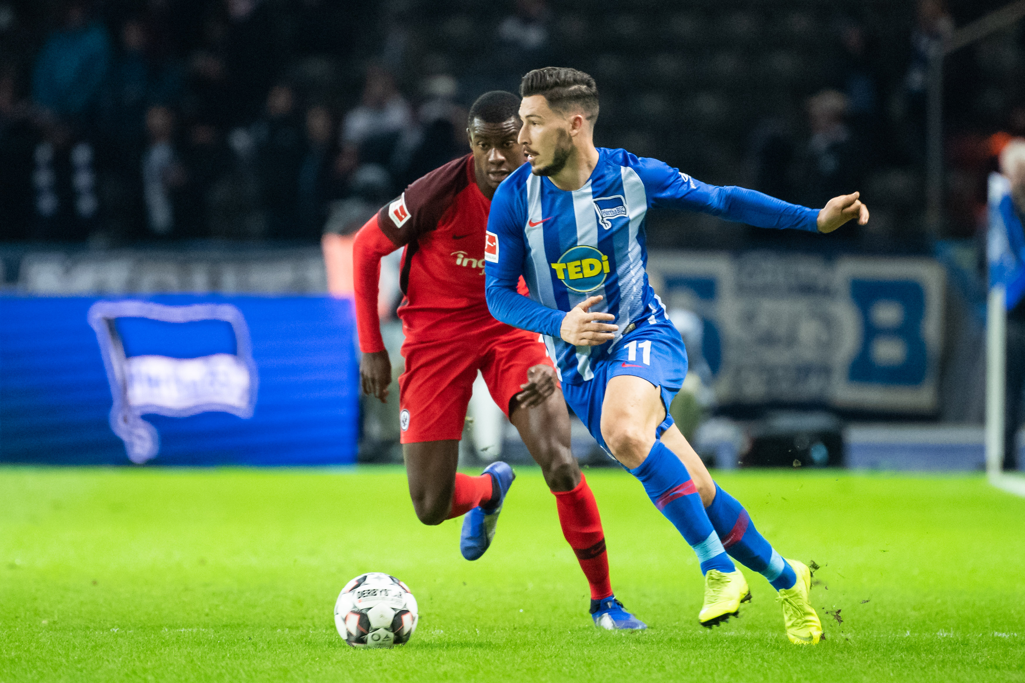 里定格为 里定格为